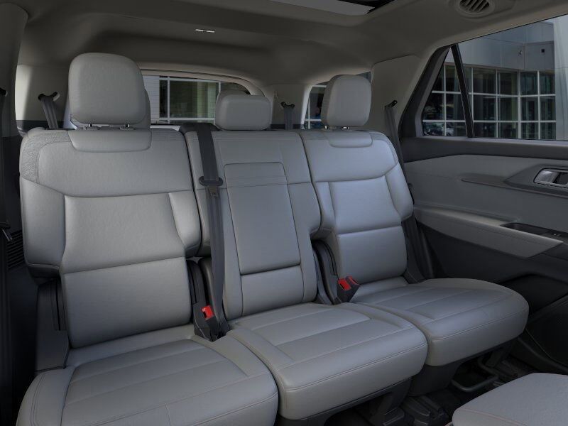 2025 Ford Explorer Active Green Bay WI