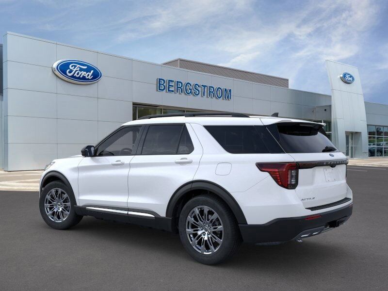2025 Ford Explorer Active Green Bay WI