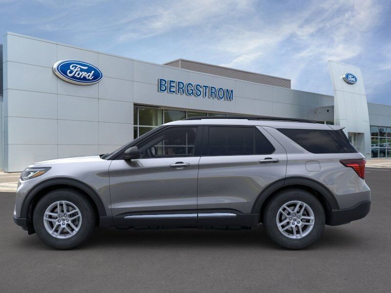 2025 Ford Explorer Active Green Bay WI
