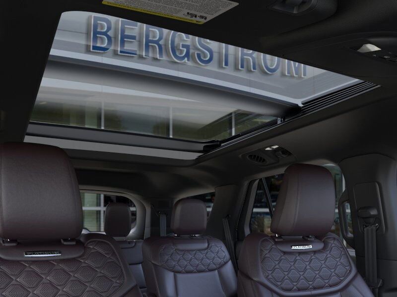 2025 Ford Explorer Platinum Green Bay WI