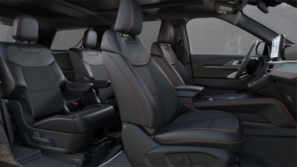 2025 Ford Explorer ST Green Bay WI