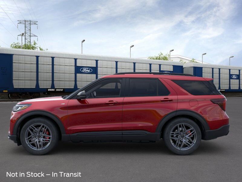 2025 Ford Explorer ST-Line Green Bay WI