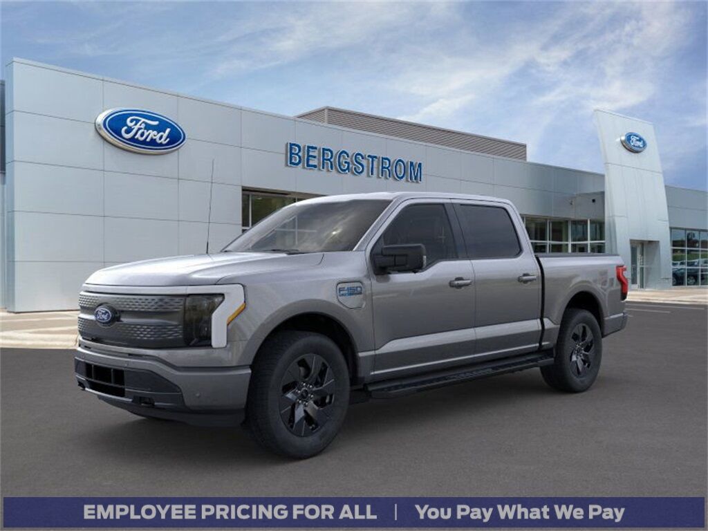 2025 Ford F-150 LIGHTNING Flash Green Bay WI