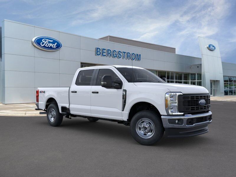 2025 Ford F-250SD XL Green Bay WI