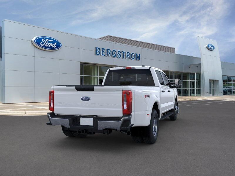 2025 Ford F-350SD XL Green Bay WI