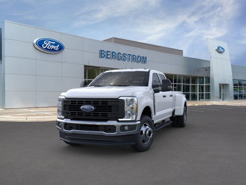 2025 Ford F-350SD XL Green Bay WI