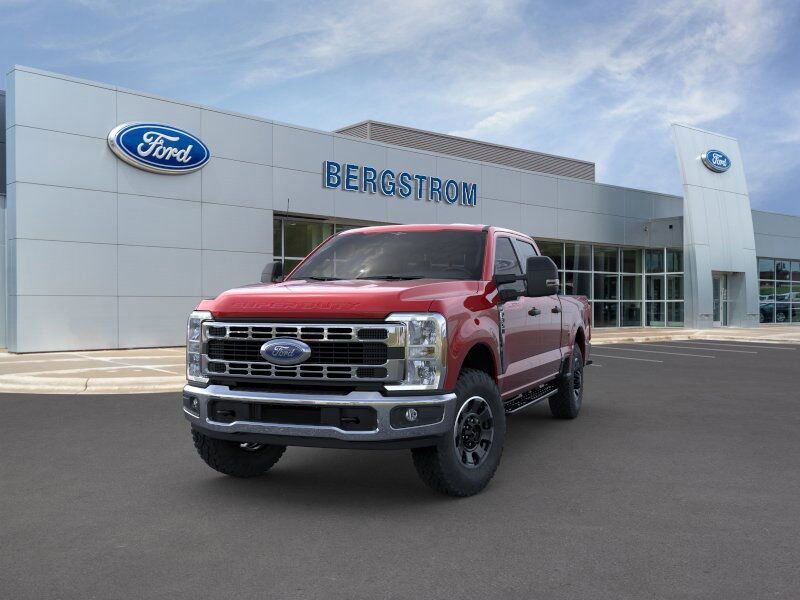 2025 Ford F-350SD XLT Green Bay WI