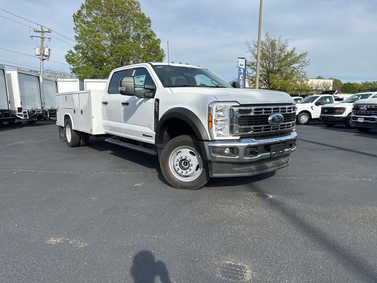 2025 Ford F-450SD XL