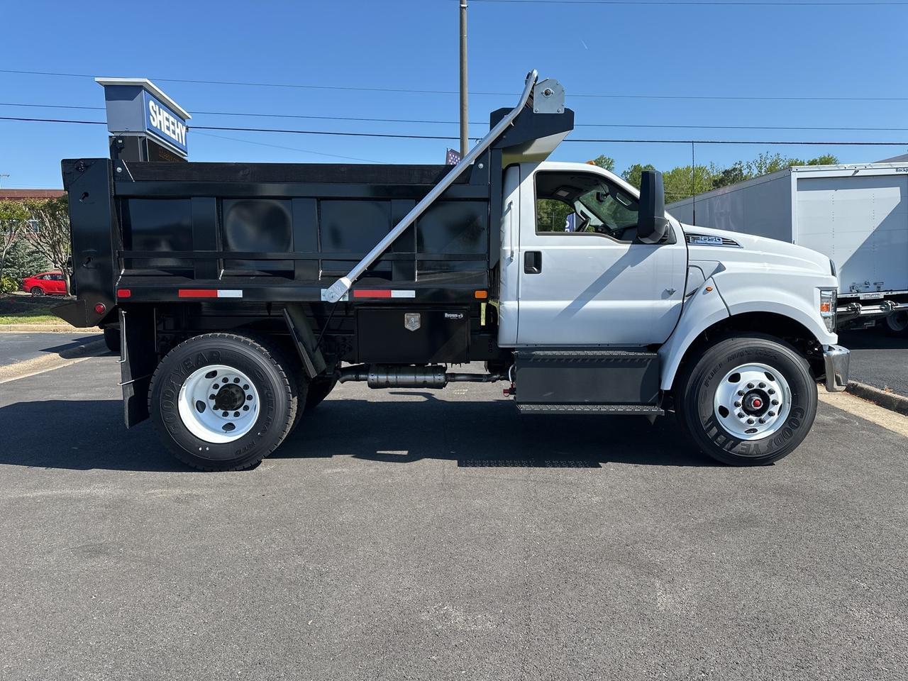 2025 Ford F-650SD Base Richmond VA