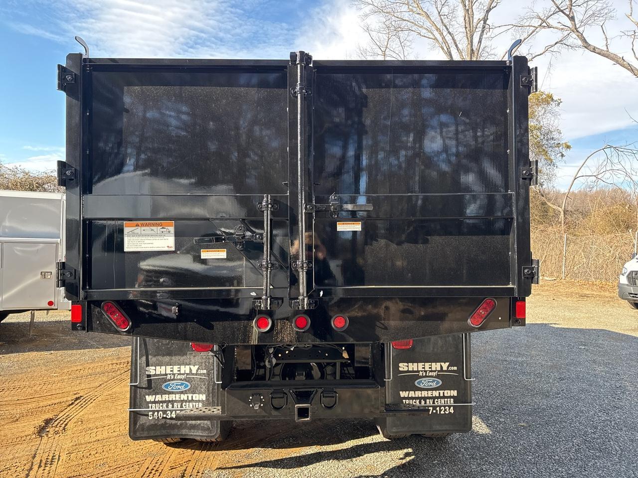 2025 Ford F-650SD Base Warrenton VA