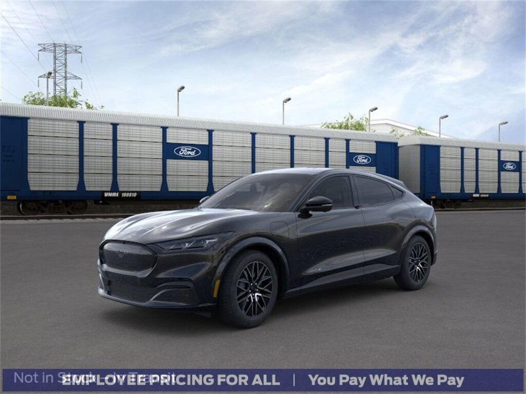 2025 Ford MUSTANG MACH-E Premium Green Bay WI