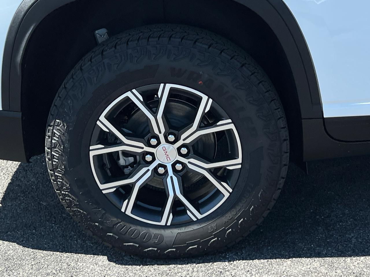 2025 GMC Acadia AT4 Hagerstown MD