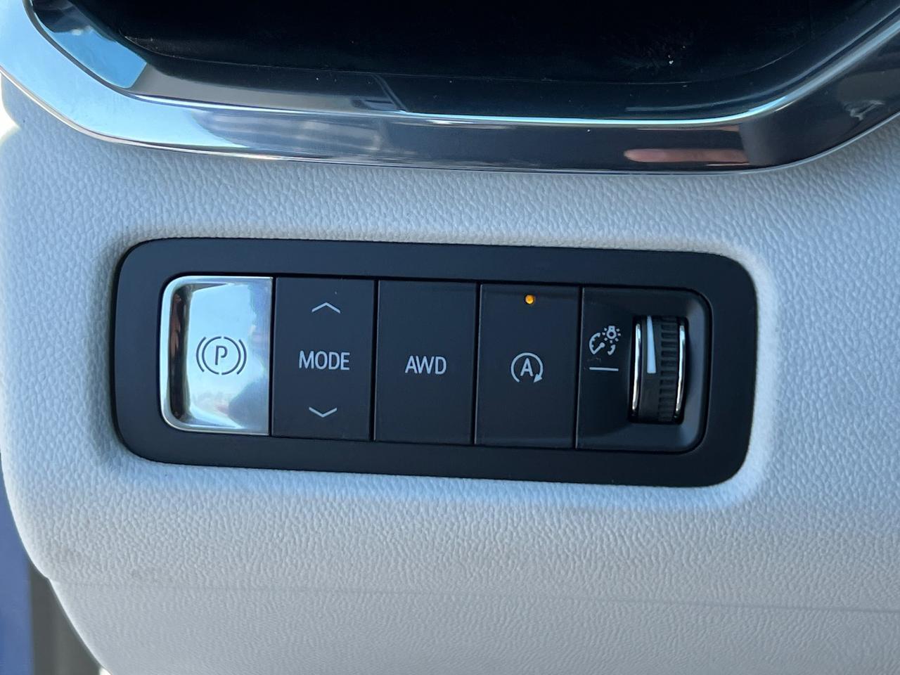 2025 GMC Acadia Denali Hagerstown MD