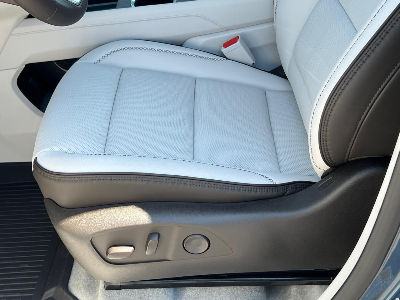 2025 GMC Acadia Denali Hagerstown MD