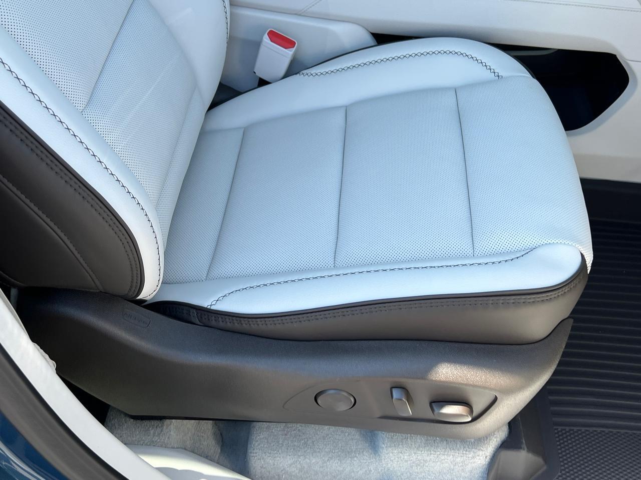 2025 GMC Acadia Denali Hagerstown MD