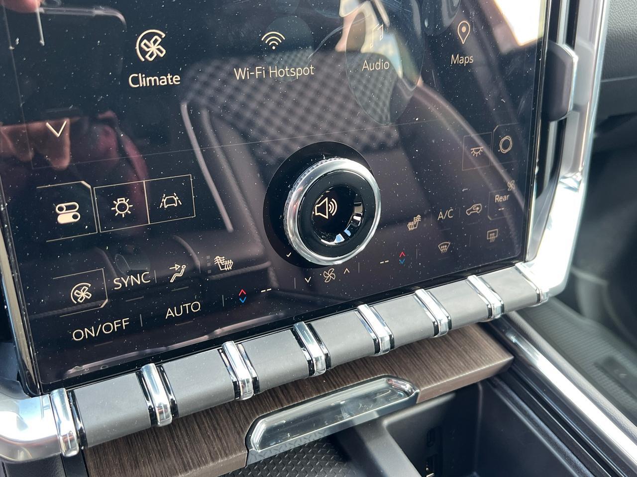 2025 GMC Acadia Denali Hagerstown MD