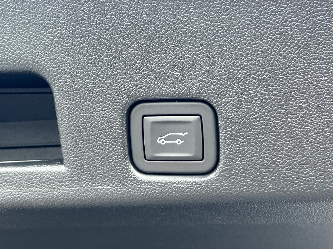 2025 GMC Acadia Denali Hagerstown MD