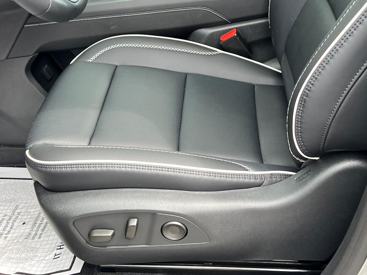 2025 GMC Acadia Denali Hagerstown MD