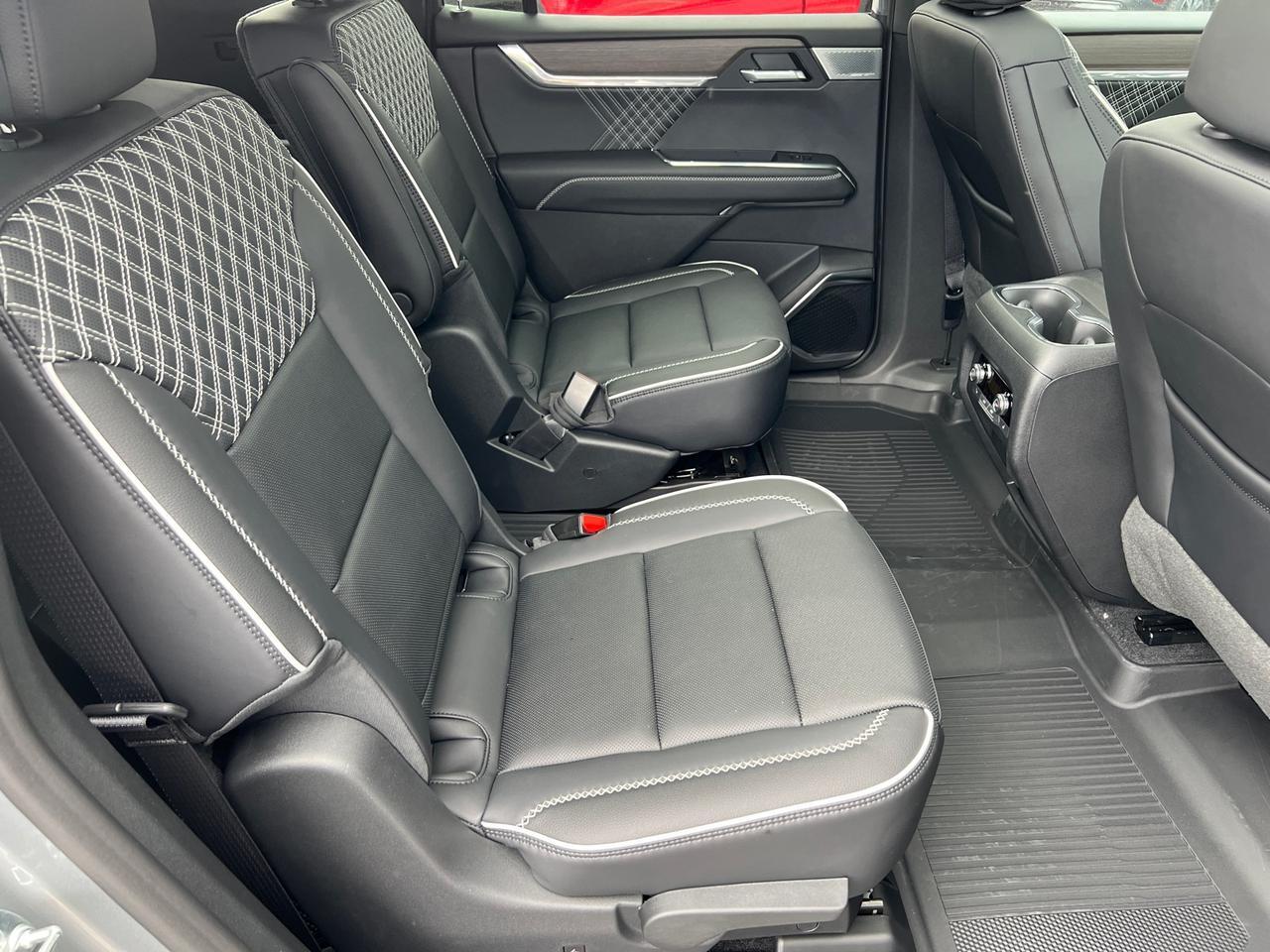 2025 GMC Acadia Denali Hagerstown MD