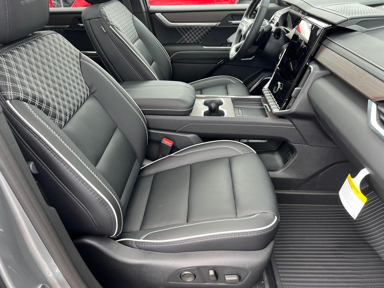 2025 GMC Acadia Denali Hagerstown MD