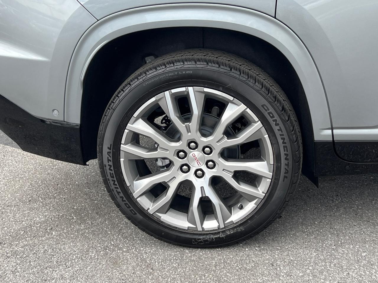 2025 GMC Acadia Denali Hagerstown MD