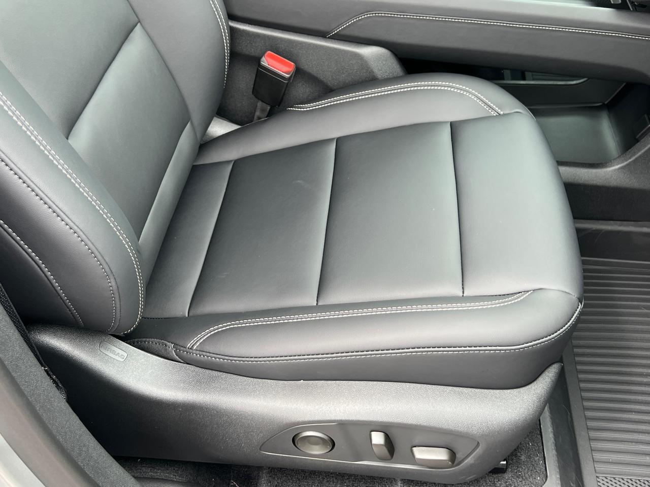 2025 GMC Acadia Elevation Hagerstown MD