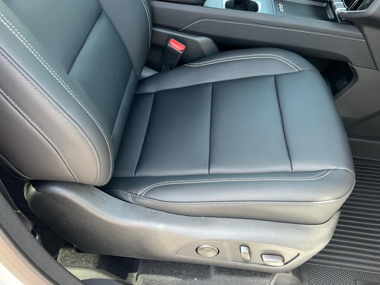 2025 GMC Acadia Elevation Hagerstown MD