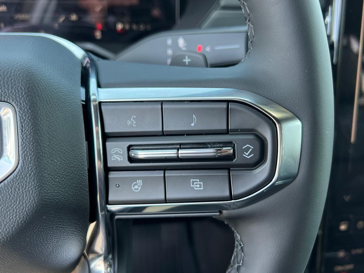 2025 GMC Acadia Elevation Hagerstown MD