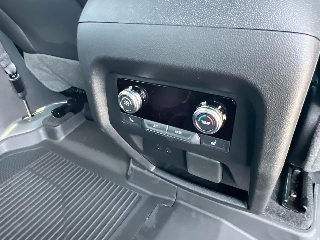 2025 GMC Acadia Elevation Hagerstown MD