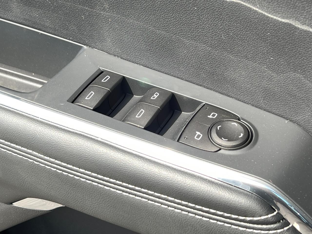 2025 GMC Acadia Elevation Hagerstown MD