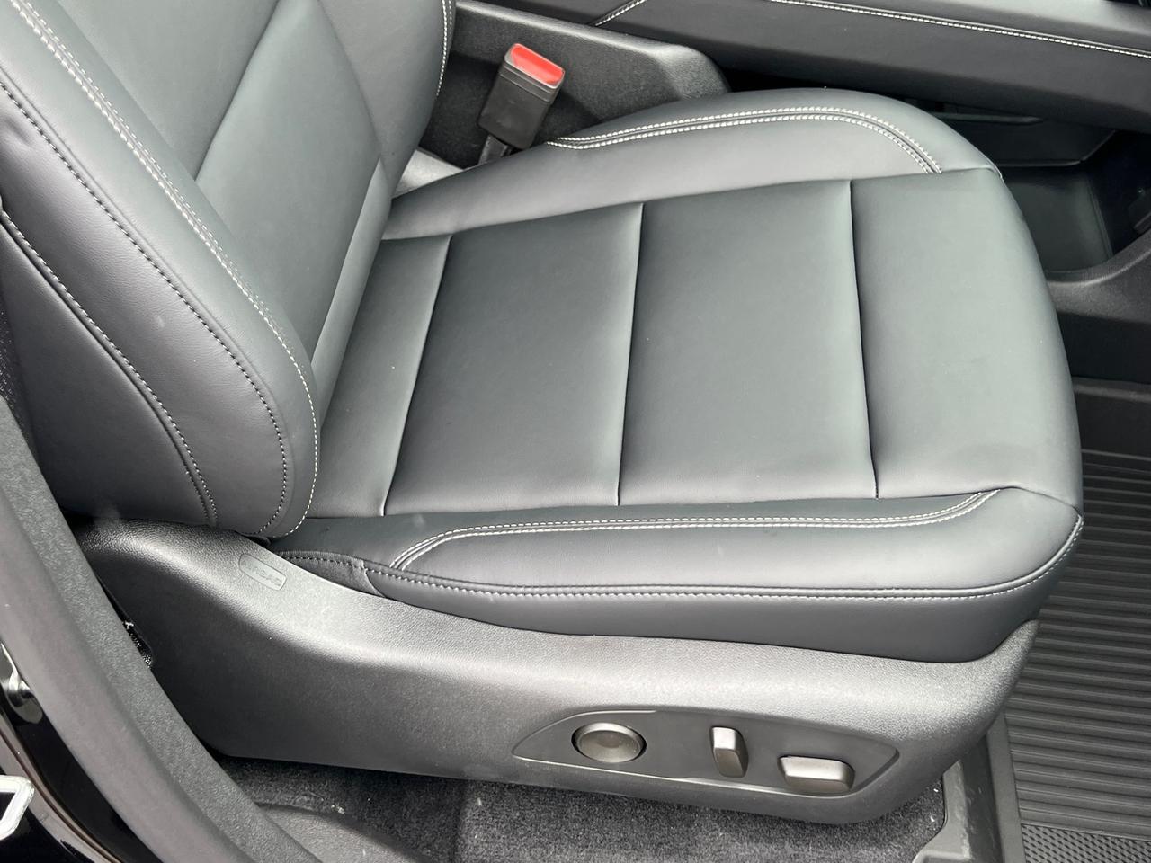 2025 GMC Acadia Elevation Hagerstown MD