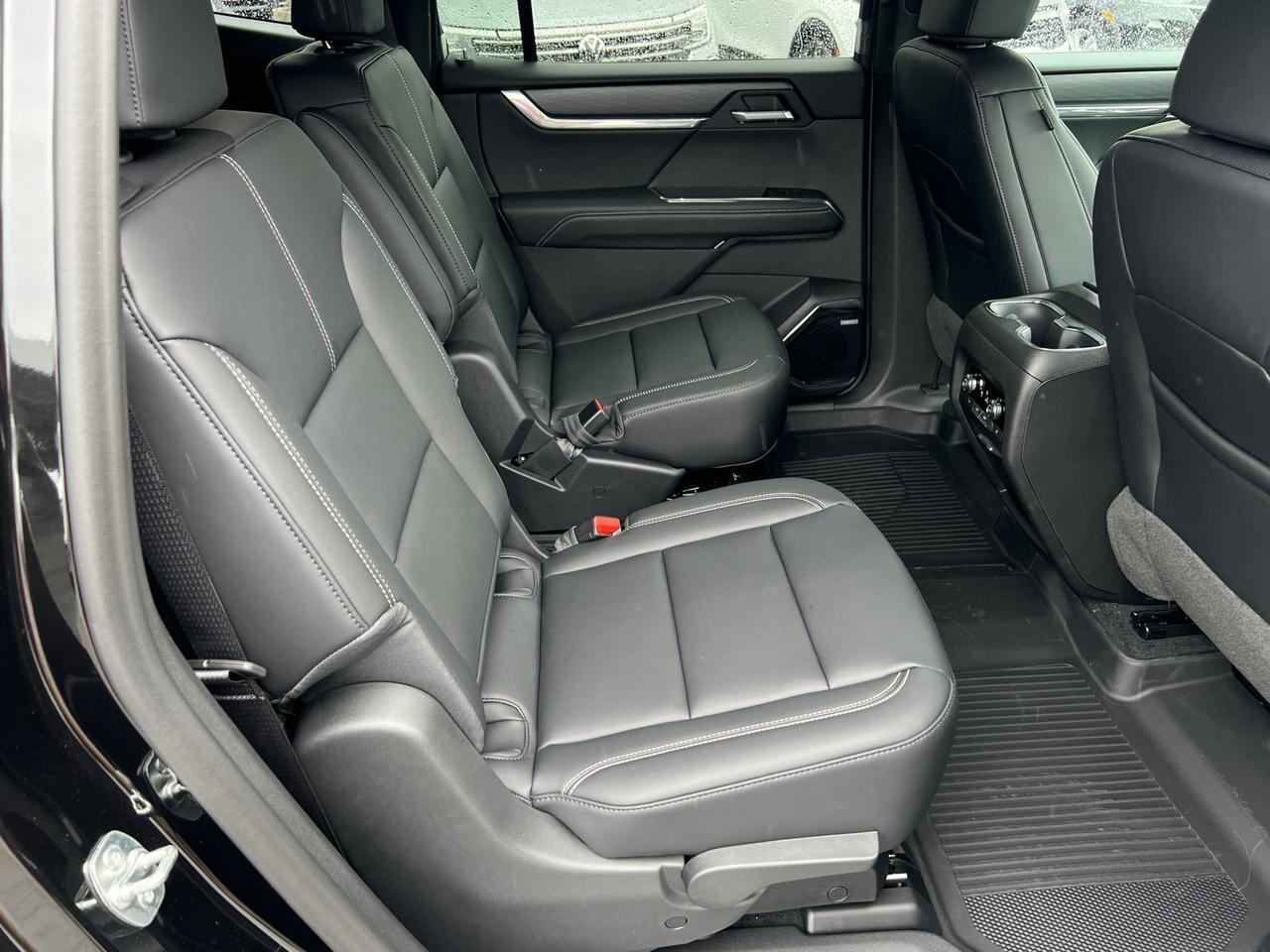 2025 GMC Acadia Elevation Hagerstown MD