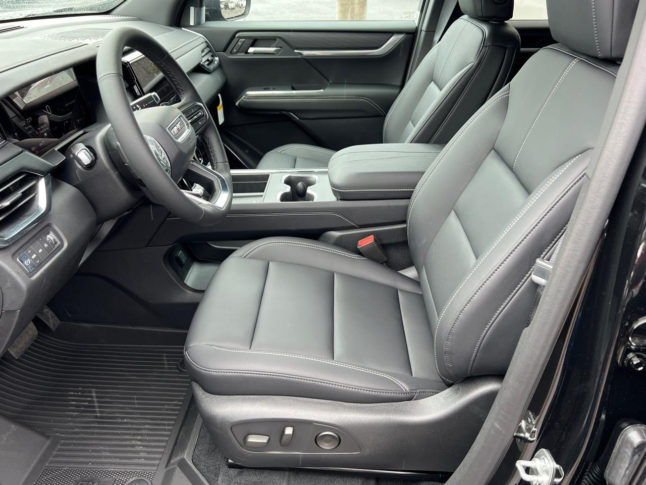 2025 GMC Acadia Elevation Hagerstown MD