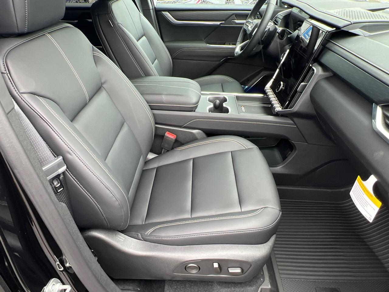 2025 GMC Acadia Elevation Hagerstown MD