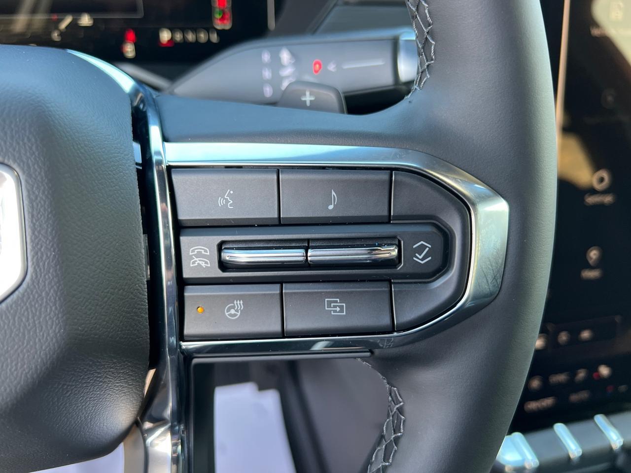 2025 GMC Acadia Elevation Hagerstown MD