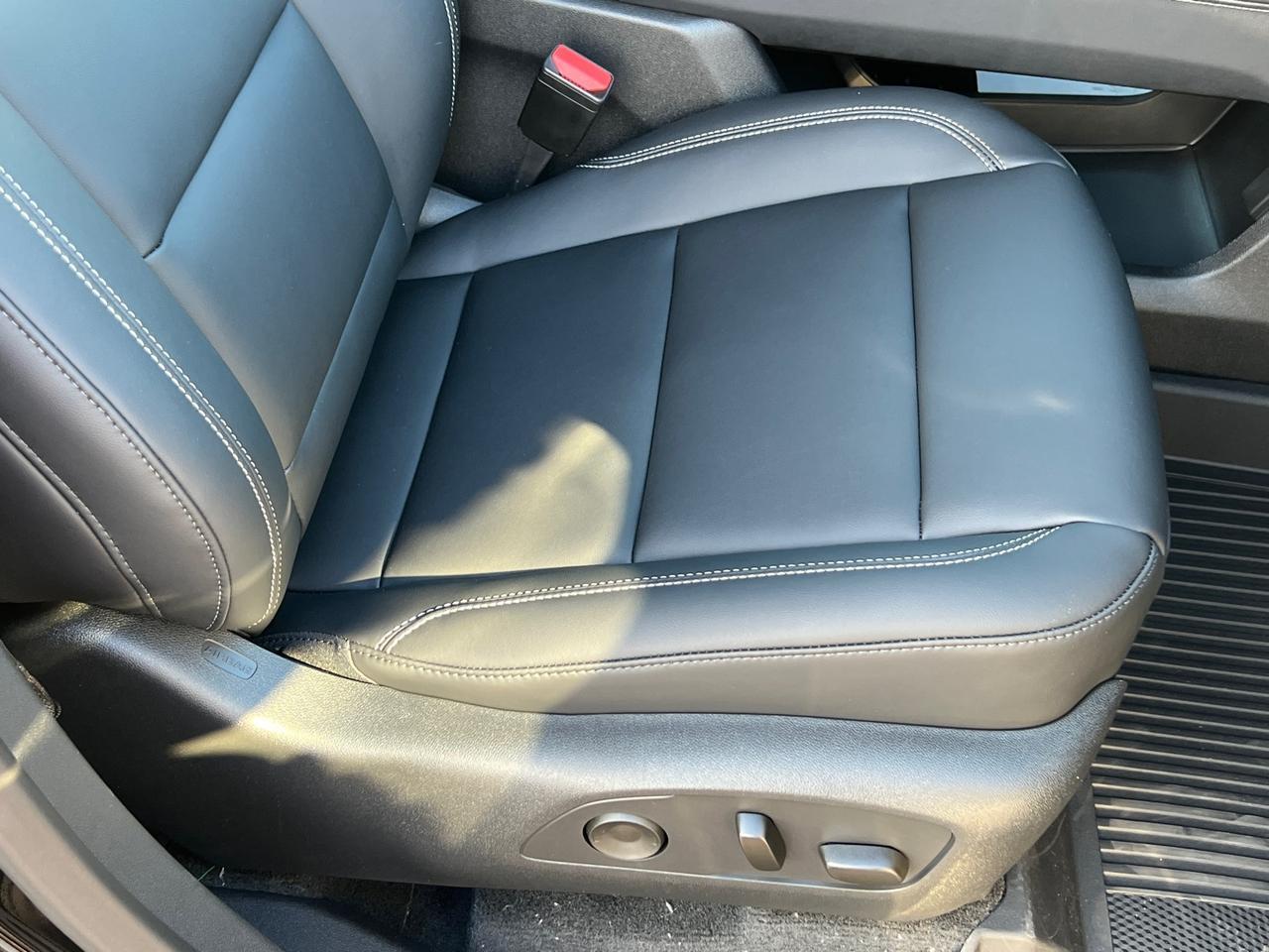 2025 GMC Acadia Elevation Hagerstown MD