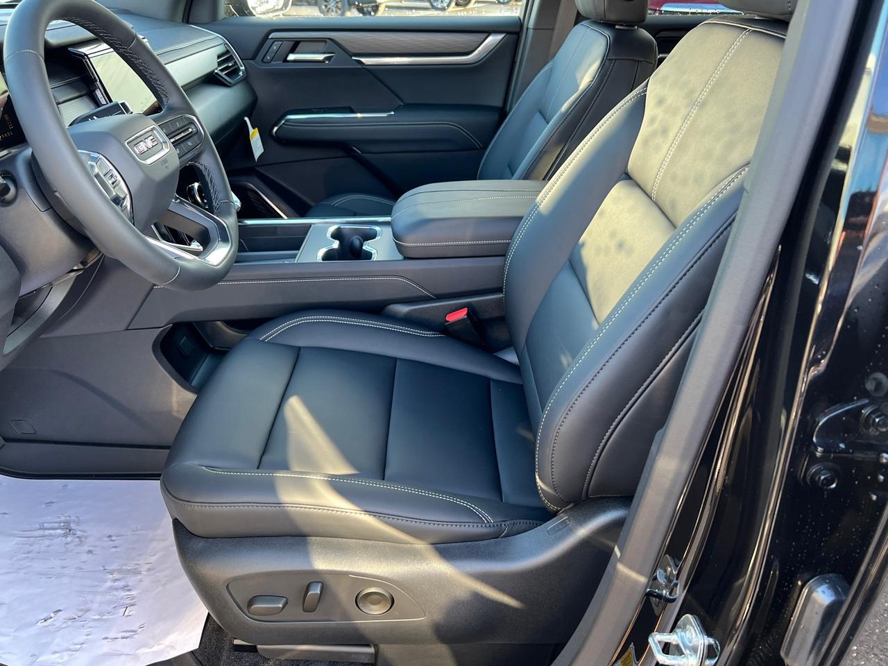 2025 GMC Acadia Elevation Hagerstown MD