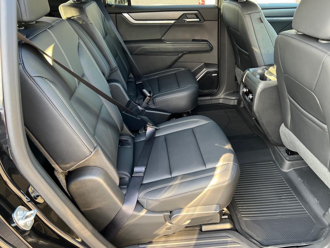 2025 GMC Acadia Elevation Hagerstown MD