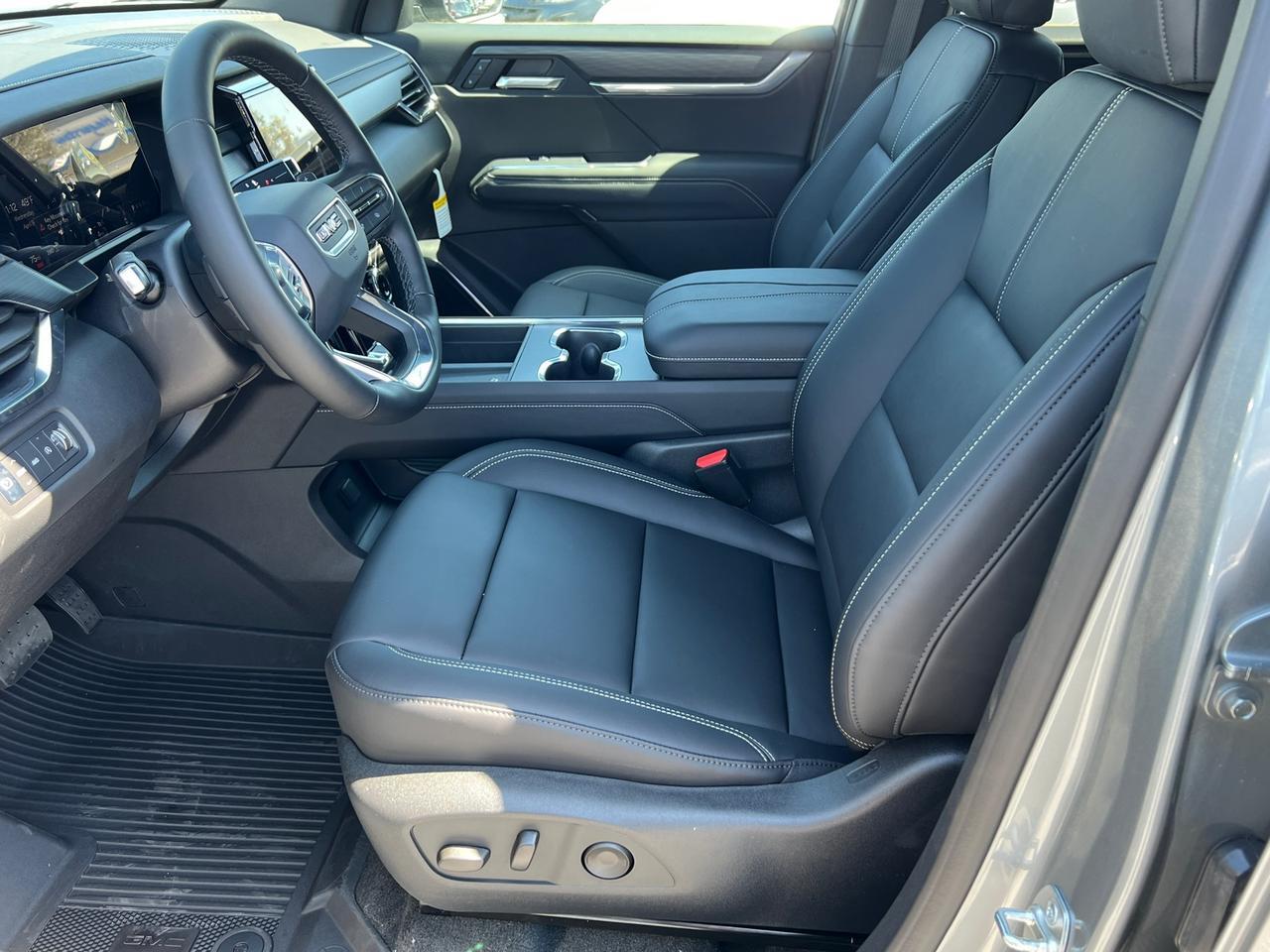 2025 GMC Acadia Elevation Hagerstown MD