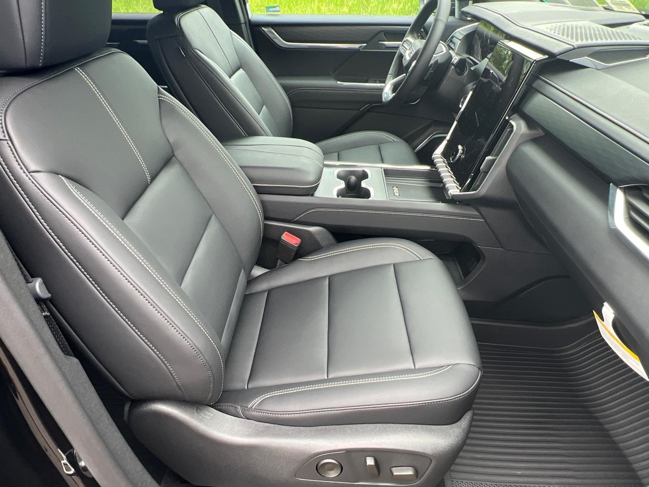 2025 GMC Acadia Elevation Hagerstown MD