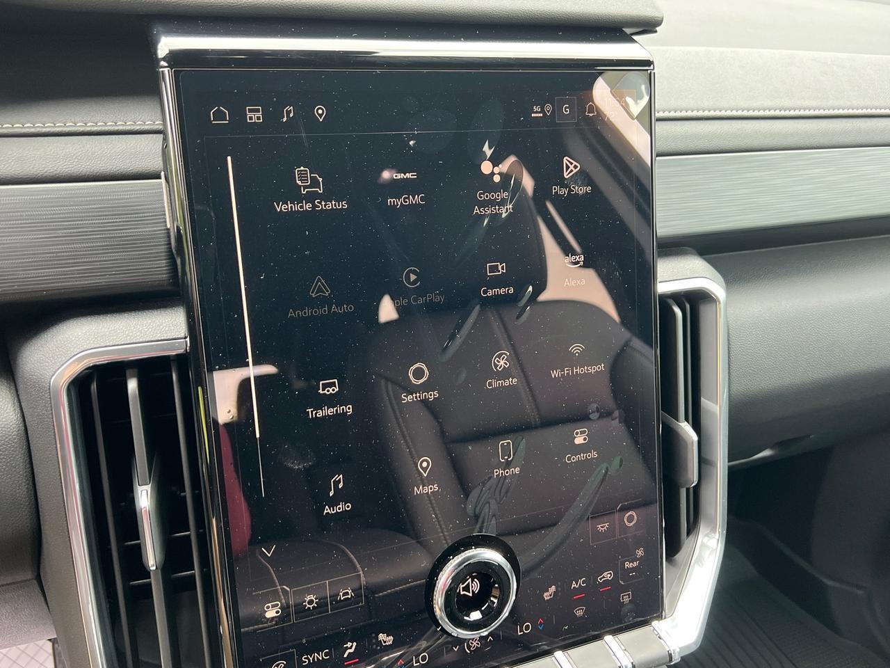 2025 GMC Acadia Elevation Hagerstown MD