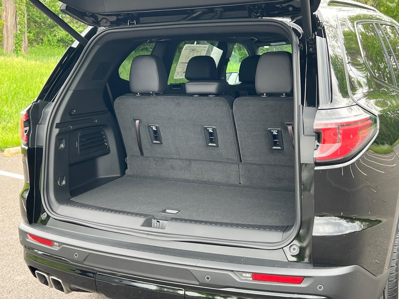 2025 GMC Acadia Elevation Hagerstown MD