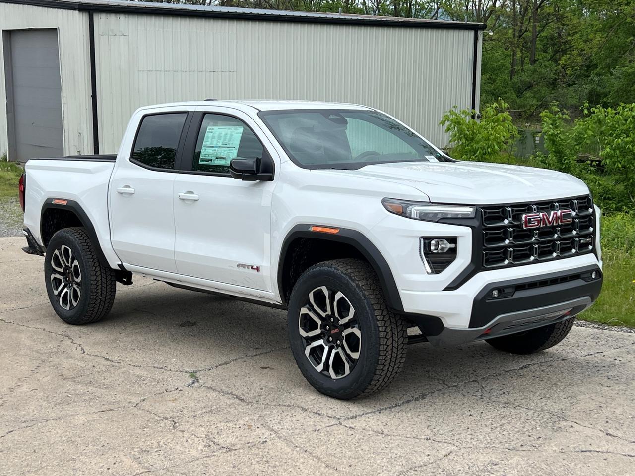 2025 GMC Canyon AT4