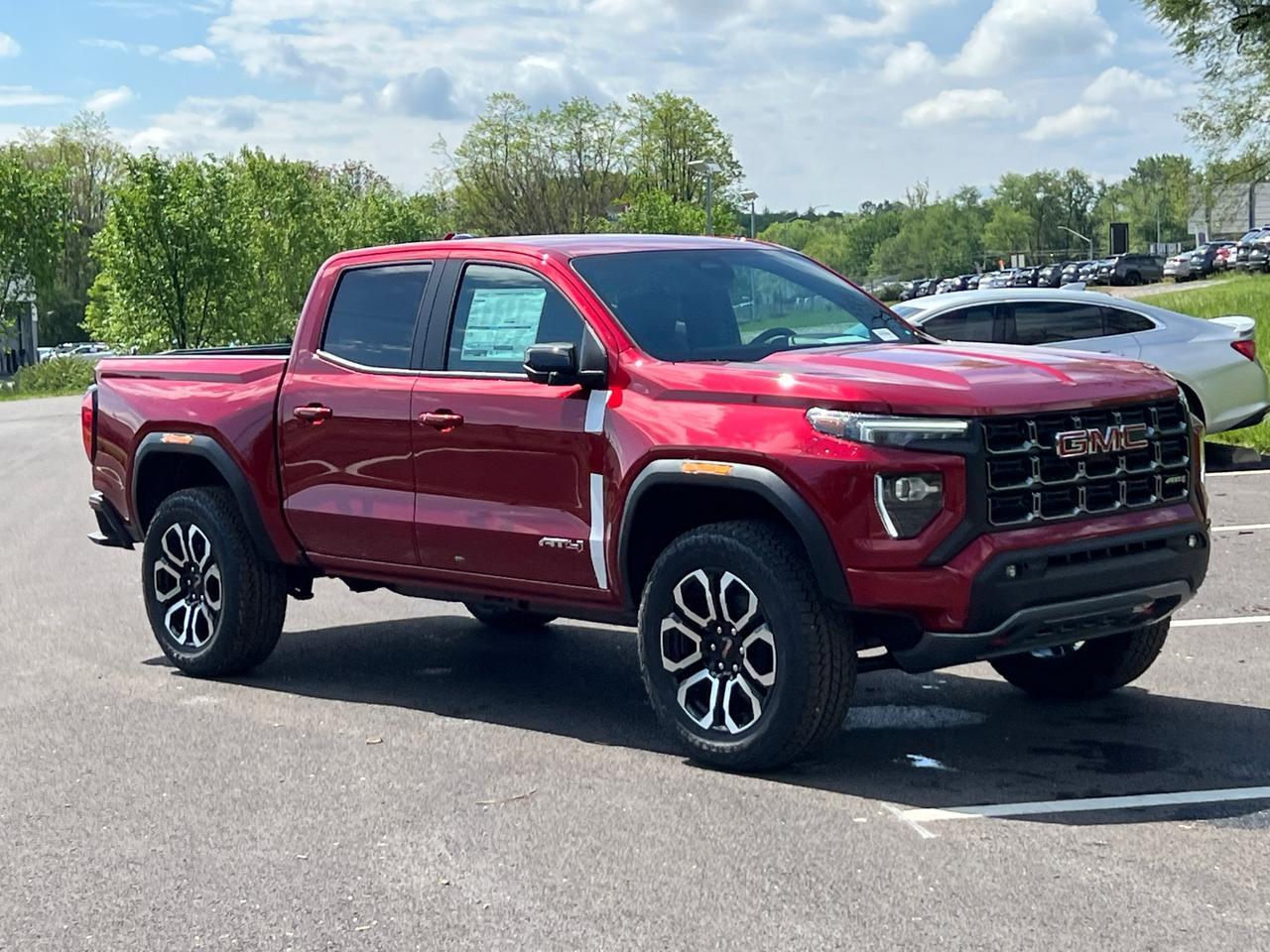 2025 GMC Canyon AT4
