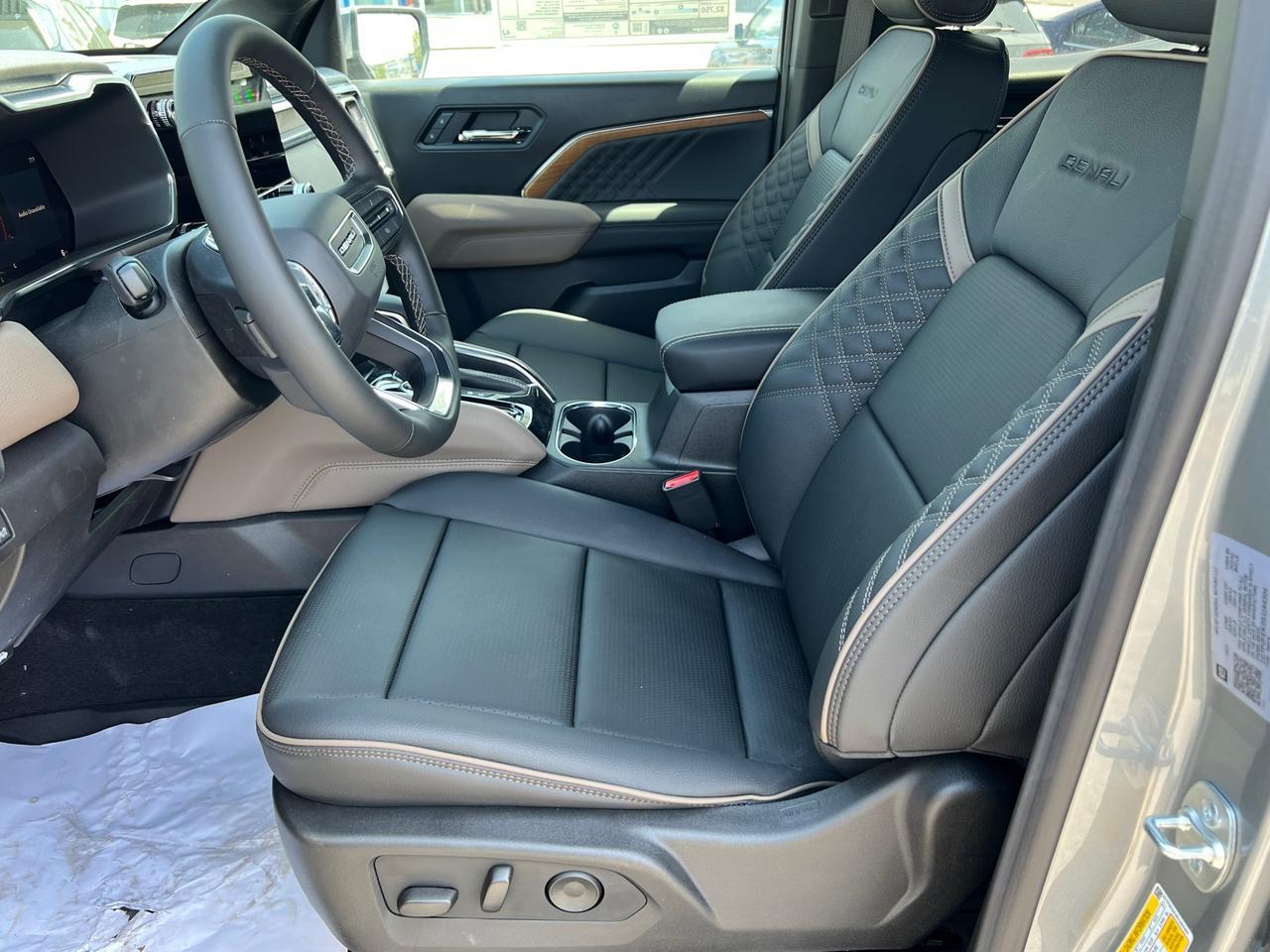 2025 GMC Canyon Denali Hagerstown MD