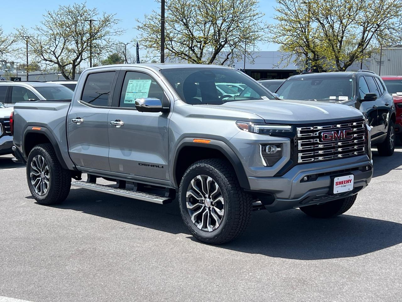 2025 GMC Canyon Denali