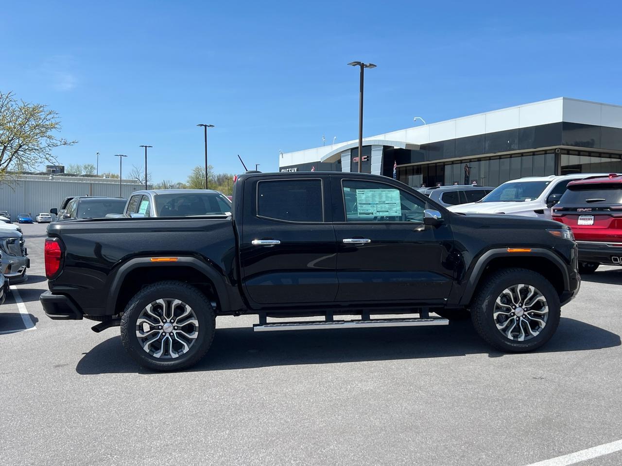 2025 GMC Canyon Denali Hagerstown MD