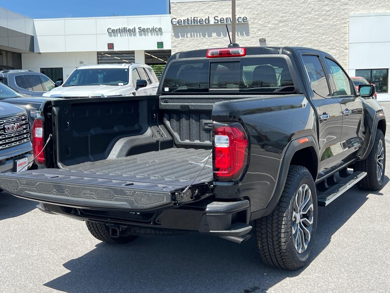 2025 GMC Canyon Denali Hagerstown MD