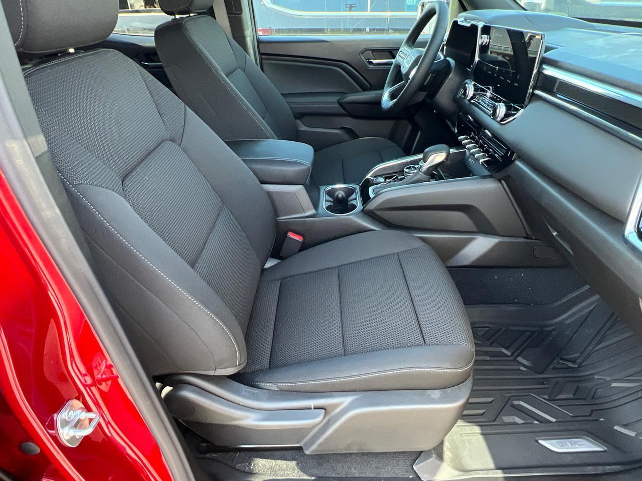 2025 GMC Canyon Elevation Hagerstown MD