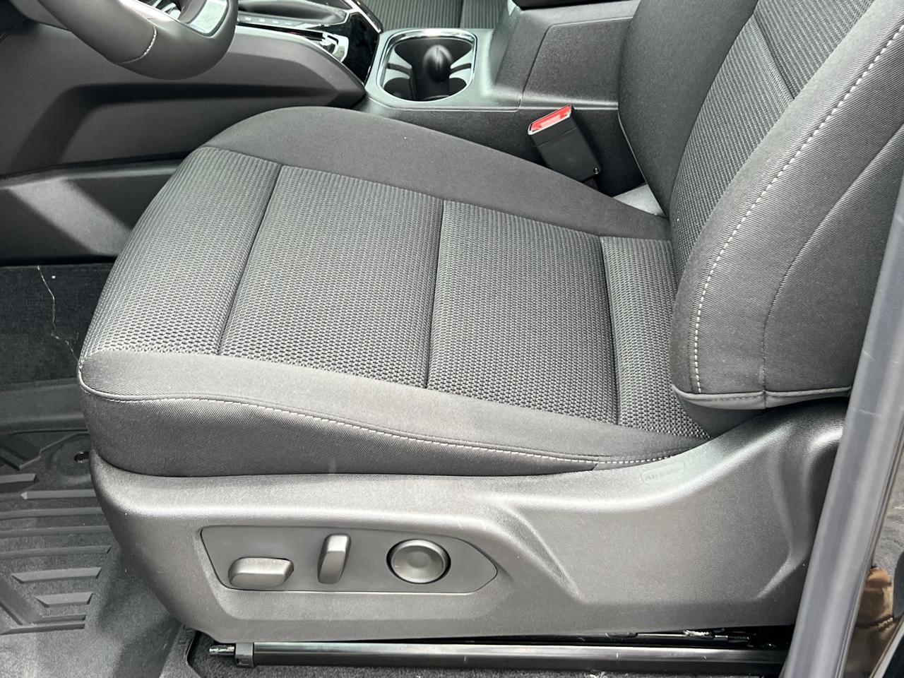 2025 GMC Canyon Elevation Hagerstown MD